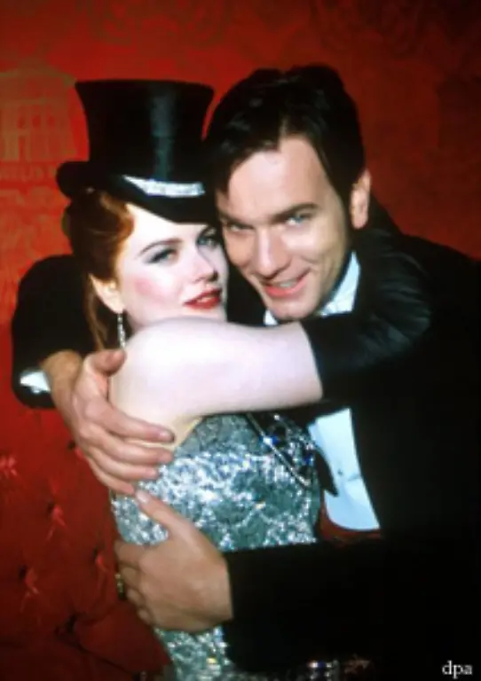 Und-sie-vergraebt-sich-in-Arbeit-Allein-im-Scheidungsjahr-kommen-die-Kidman-Filme-Moulin-Rouge