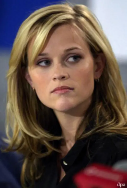 Das-Gleiche-liesse-sich-auch-von-Witherspoon-sagen-Sie-widersetzt-sich-engagiert-dem-Blond-gleich-bloed-Image-Ich-verstehe-nicht-warum-die-Leute-sich-so-stark-auf-Schoenheitsideale-konzentrieren-nur-daran-denken-wie-sie-auf-andere-wirken