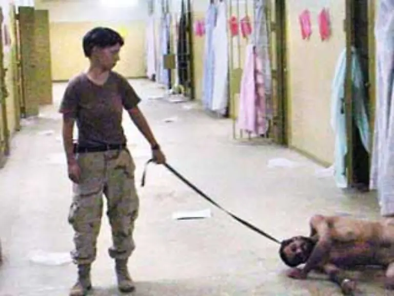 Diese-Bilder-hatten-bereits-2004-weltweit-fuer-Empoerung-gesorgt