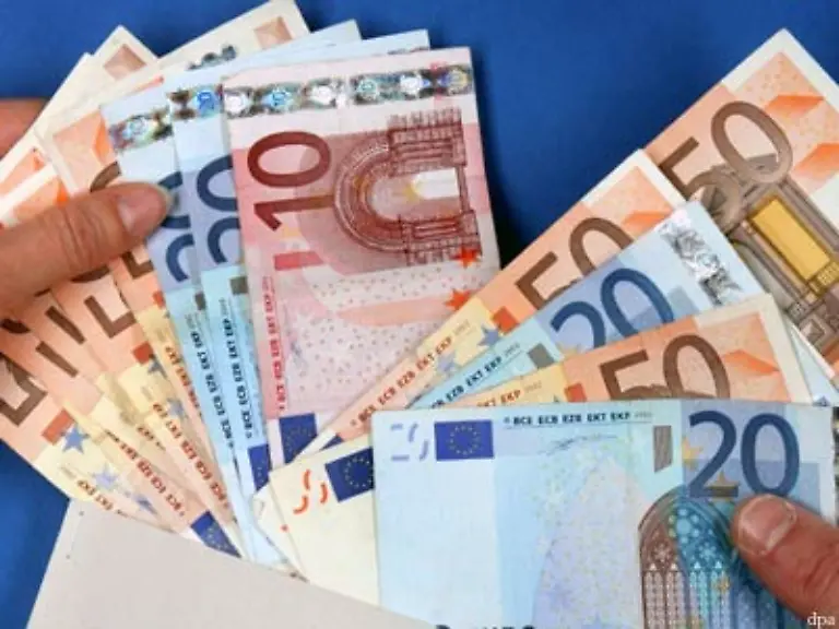 Etwas-zeitaufwaendig-ist-dagegen-Aktion-20-Finde-heraus-wie-dein-Geld-investiert-wird