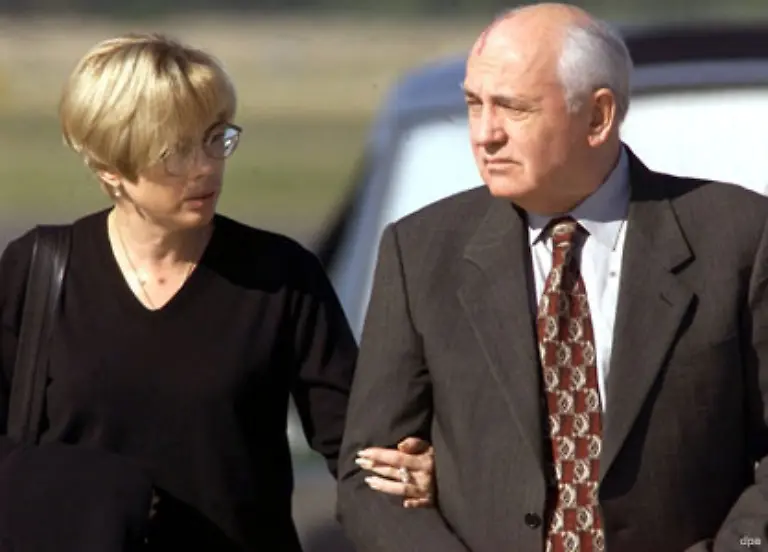 Michail-Gorbatschow-mit-seiner-Tochter-Irina