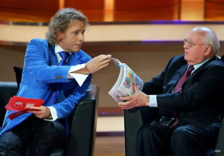 In-Deutschland-ist-Gorbatschow-bis-heute-ein-gern-gesehener-Gast-Sogar-beim-grossen-Blonden-trat-er-auf