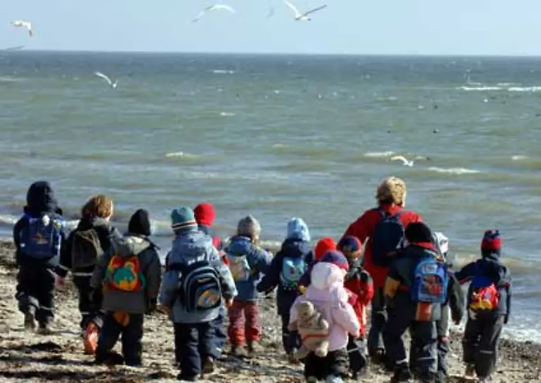 Eingemummelt-konnte-man-immerhin-schon-Sonne-von-oben-und-Sand-unter-den-Fuessen-geniessen