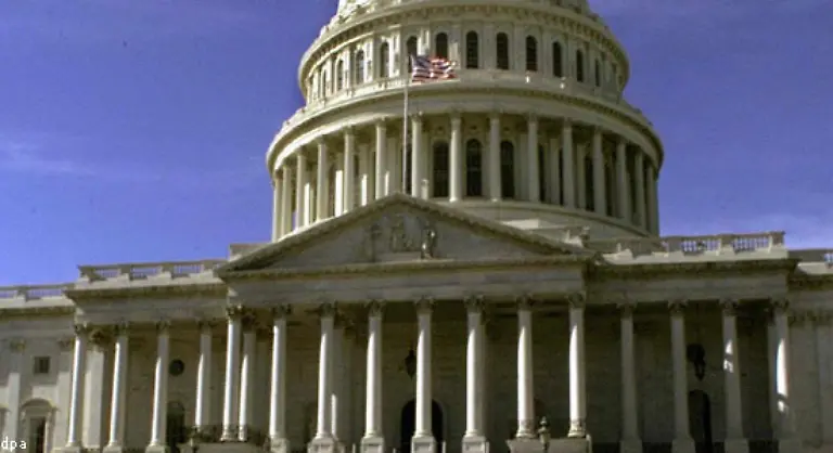 10-Oktober-2002-Der-US-Kongress-ermaechtigt-Praesident-Bush-einen-Militaerschlag-gegen-den-Irak-zu-fuehren