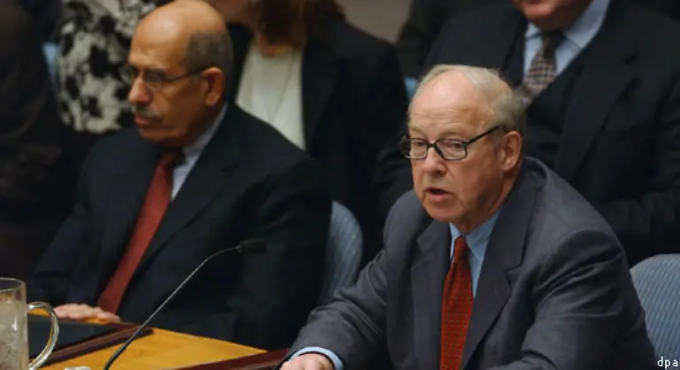 27-Januar-2003-Die-UN-Chefinspektoren-Blix-und-El-Baradei-werfen-Bagdad-Versaeumnisse-bei-der-Aufdeckung-seiner-Ruestungsprogramme-vor-Zugleich-fordern-sie-mehr-Zeit