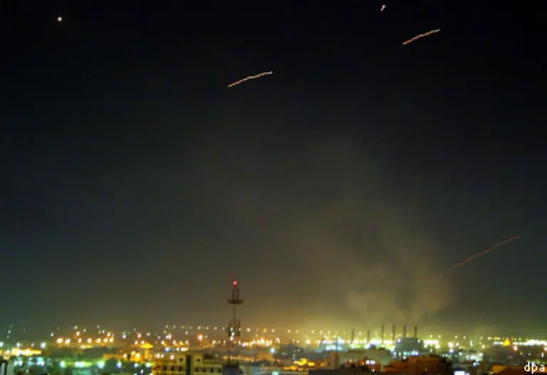 21-Maerz-2003-Waehrend-die-naechtlichen-Bombardierungen-in-Bagdad-andauern