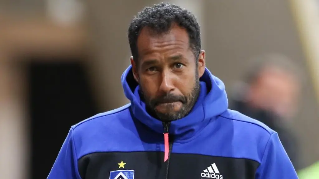 HSV-Trainer-Thioune-rechnet-noch-mit-mehreren-coronabedingten-Spielausfaellen-in-der-2-Fussball-Bundesliga