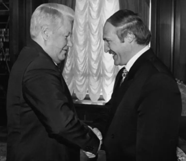 Leichter-hatte-es-Lukaschenko-mit-Putins-Amtsvorgaenger-Boris-Jelzin-Beide-hatten-die-Vertraege-geschlossen