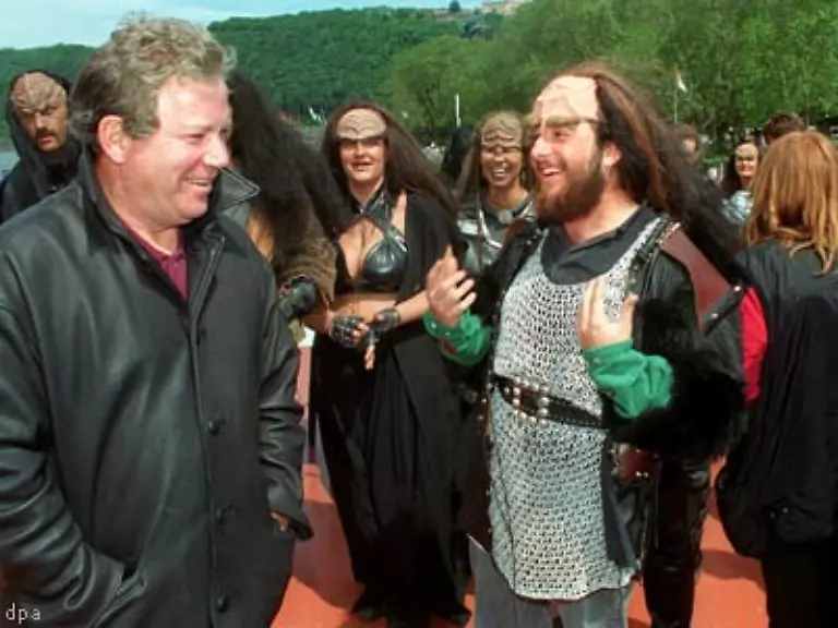 Bei-Trekkies-ist-Shatner-bis-heute-beliebt-Er-selbst-haelt-allerdings-nicht-allzu-viel-von-seinen-Fans