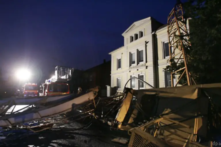 Stundenlang-kam-es-zu-Stromausfaellen-Etwa-300-000-Menschen-waren-davon-betroffen