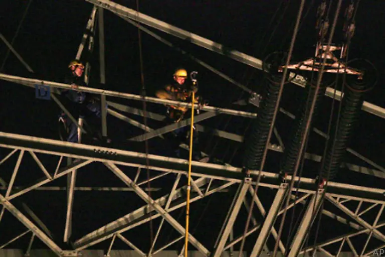 Seit-den-Morgenstunden-vom-Dienstag-sind-alle-Haushalte-in-Harburg-wieder-ans-Netz-angeschlossen