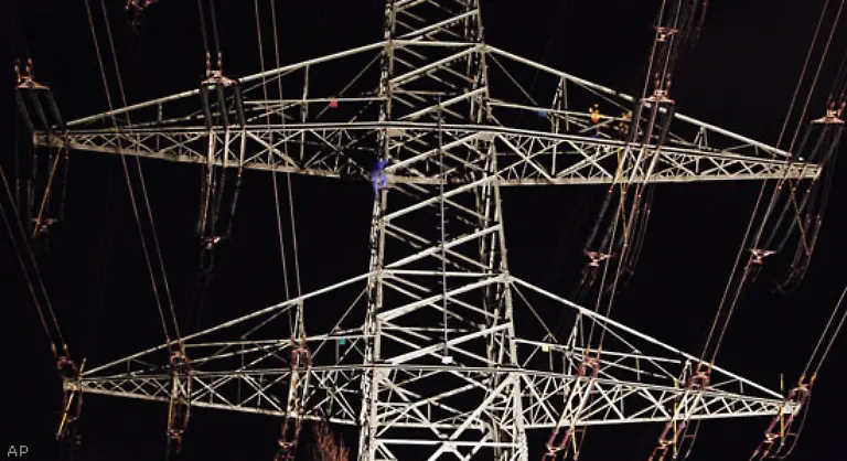 Rund-70-000-Haushalte-sind-seit-sechs-Uhr-wieder-mit-Strom-versorgt