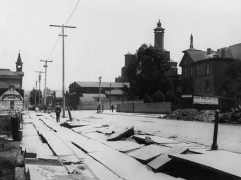 Polizist-Jesse-Cook-der-ab-5-Uhr-Dienst-hatte