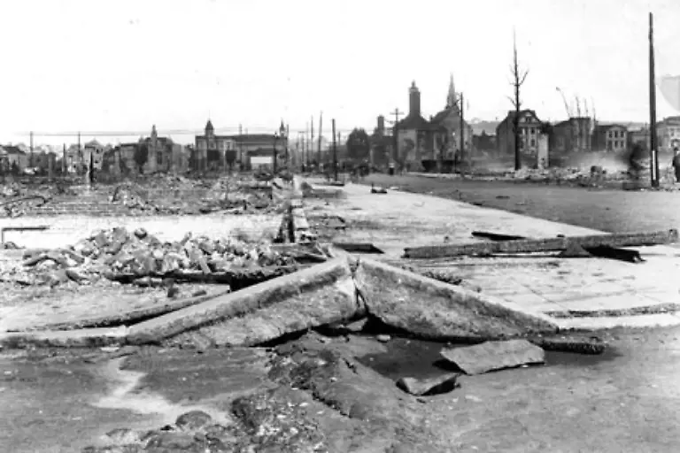 als-Wellen-des-Ozeans-die-auf-mich-zurollen