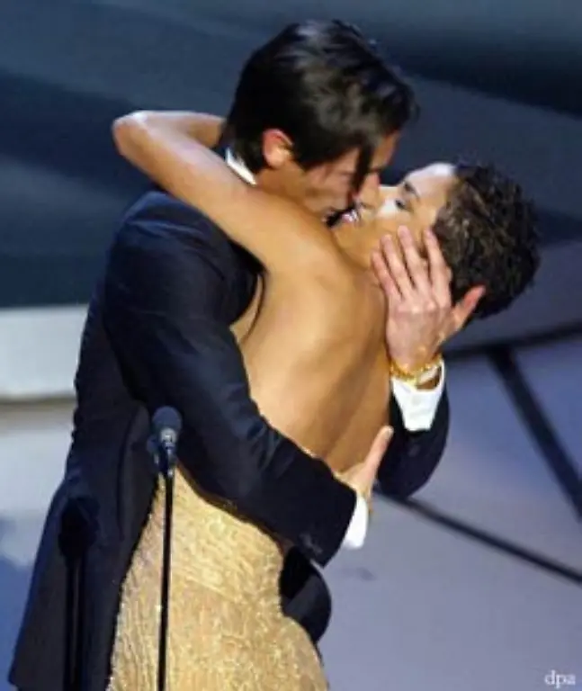 Vielleicht-war-es-aber-auch-der-Spontankuss-von-Adrien-Brody