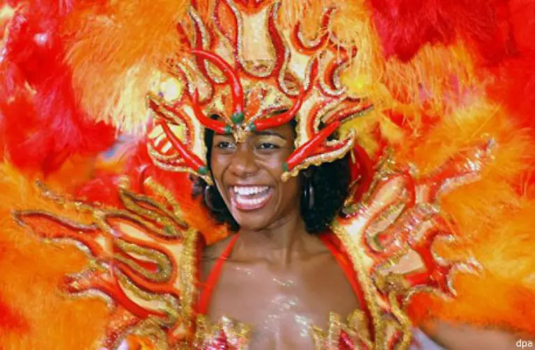 Genau-wie-der-Karneval-in-Rio-im-Sommer-allerdings-laengst-vorbei