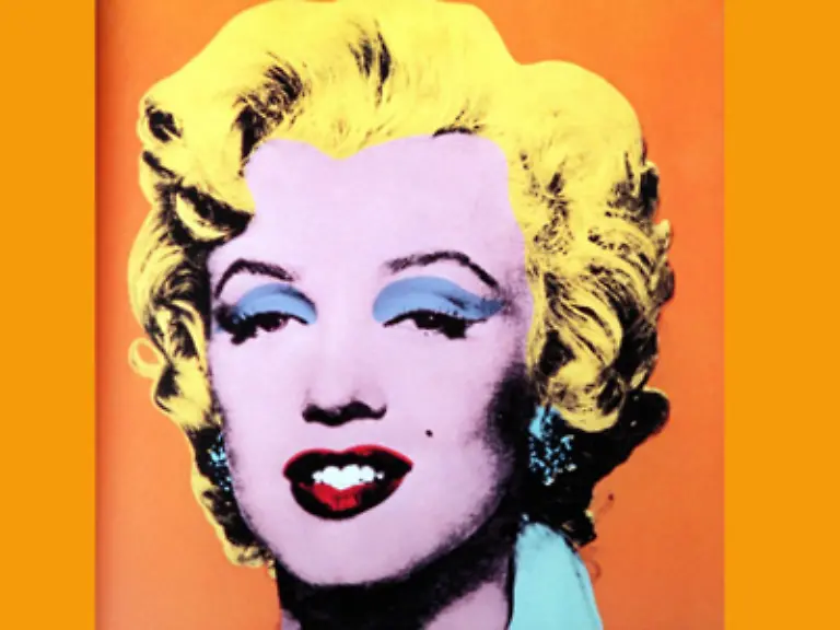 Ihre-Koerpermasse-sind-noch-heute-Gegenstand-erhitzter-Debatten-Ich-wuerde-mich-umbringen-wenn-ich-so-dick-waere-wie-Marilyn-Monroe-laestert-das-britische-Model-Liz-Hurley