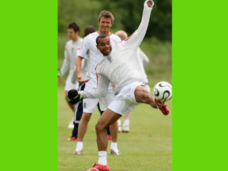 Aber-muss-man-bei-solchen-Oberschenkeln-nicht-schwach-werden