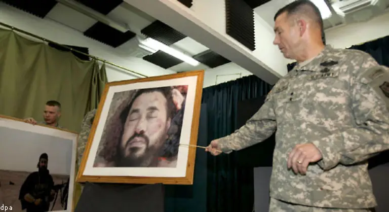 Fuer-die-US-Armee-ist-der-Tod-Sarkawis-vermutlich-ein-noch-groesserer-Erfolg-als-die-Festnahme-Saddam-Husseins-Sarkawi-war-nicht-nur-ihr-groesster-Feind-im-Irak-er-verkoerperte-auch-das-Scheitern-der-USA-in-diesem-Land