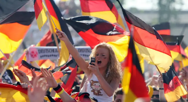 Jubel-unter-den-deutschen-Fans