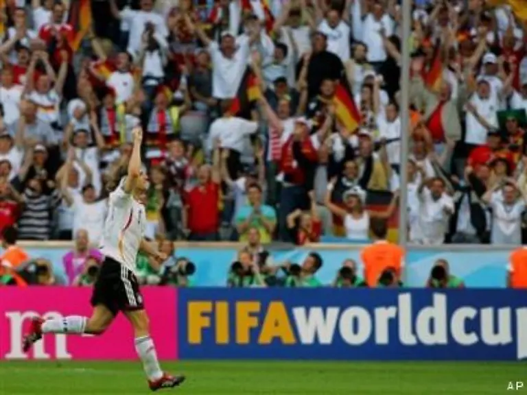 Torsten-Frings-trifft-zum-4-2
