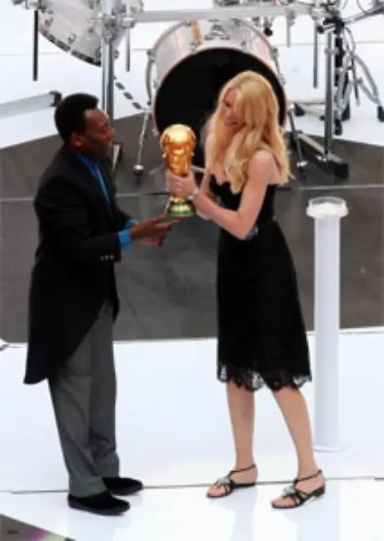 gemeinsam-mit-Brasiliens-dreimaligem-WM-Champion-Pele