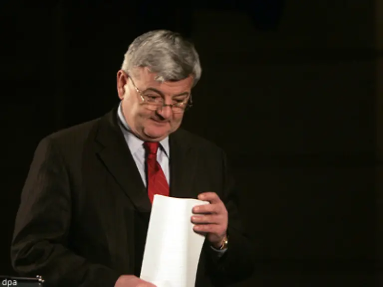 hat-in-den-letzten-Jahren-einen-ausgepraegten-Sinn-fuer-edle-Stoffe-entwickelt