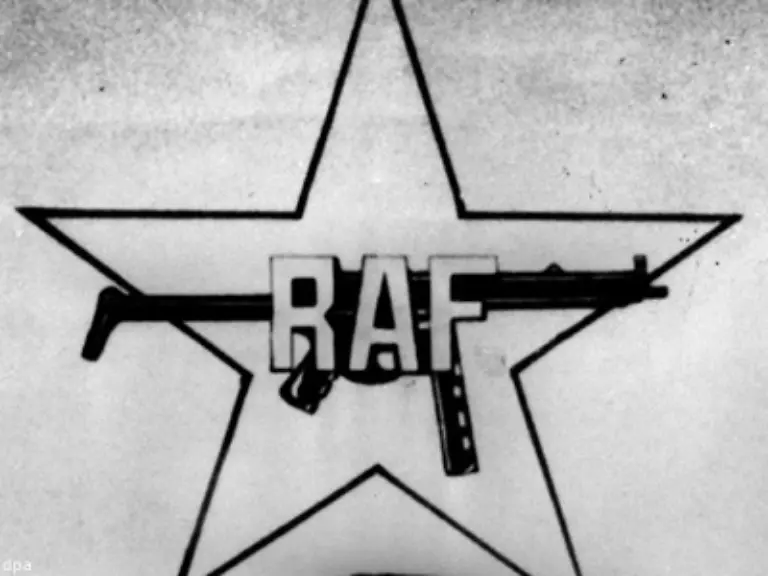 zieht-es-eine-Minderheit-in-den-militanten-terroristischen-Untergrund-Diesen-Weg-geht-Fischer-nicht