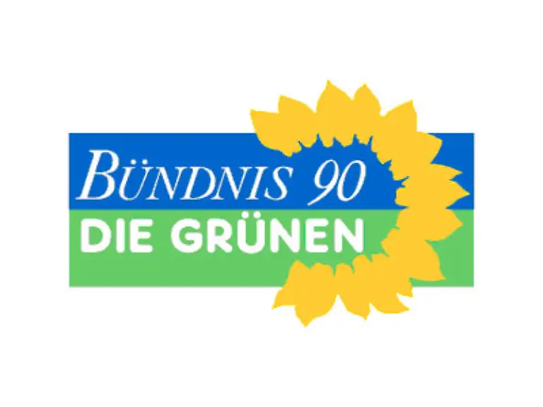 Fischer-setzt-daraufhin-in-der-Partei-eine-Strukturreform-durch-Die-Abschaffung-der-Rotation-und-die-Wahl-von-zwei-Parteivorsitzenden