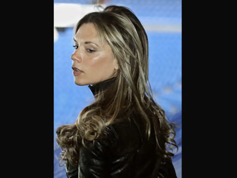 Ueber-die-Haare-waren-wir-uns-einig-richtig-der-Coiffeur-in-London