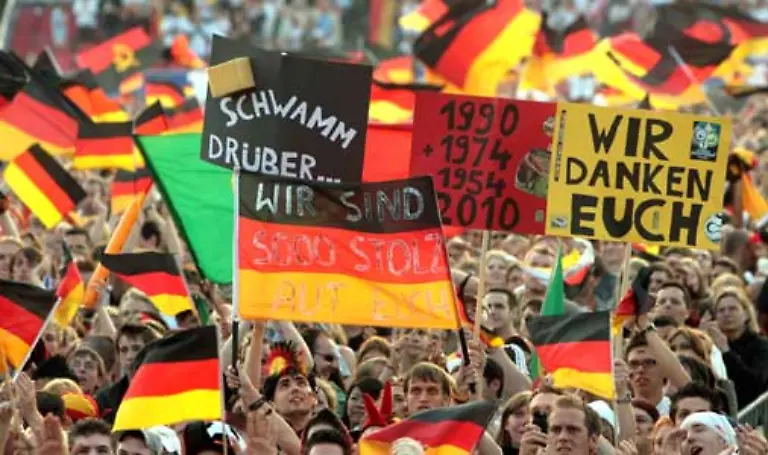 Brasiliens-Bestseller-Autor-Paulo-Coelho-in-einem-Zeitungsinterview-Man-kann-nicht-die-Magie-eines-Fussballspiels-in-einem-Roman-vermitteln-das-ist-ebenso-absurd-wie-das-Gefuehl-eines-Orgasmus-beim-Lesen-zu-vermitteln