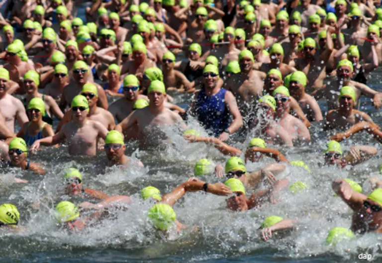 Leider-hat-er-auch-die-Austragung-des-42-Internationalen-Sundschwimmens-am-1-7-2006-verpasst