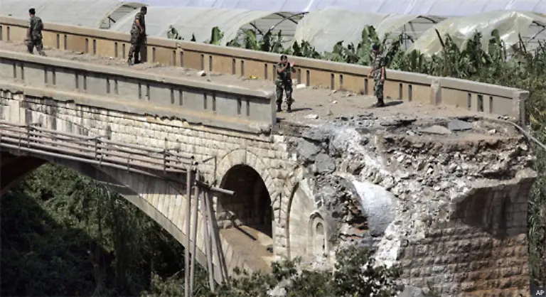 Die-israelische-Armee-hat-es-insbesondere-auf-die-Infrastruktur-abgesehen