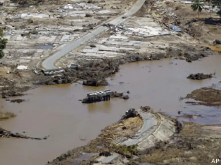 Denn-fuer-mehrere-Minuten-stand-das-ganze-Land-unter-Wasser