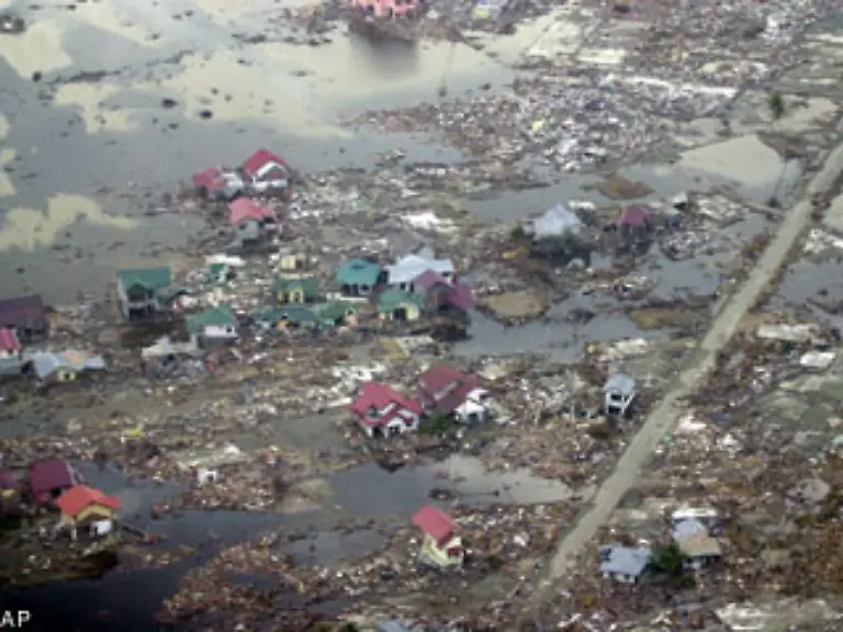 Zahlreiche-Ueberlebende-in-den-Auffanglangern-erkrankten-wegen-des-fehlenden-Trinkwassers-und-wegen-mangelnder-Hygiene