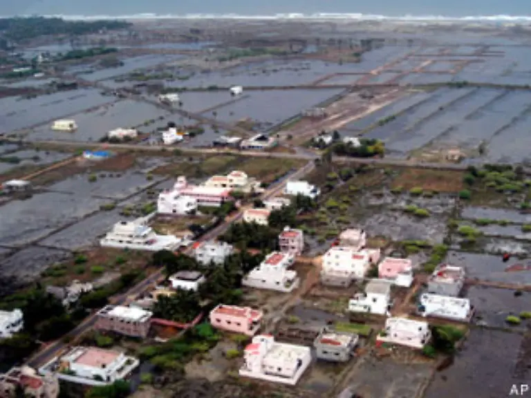 Die-internationale-Gemeinschaft-sagte-Milliarden-Dollar-an-Hilfe-zu