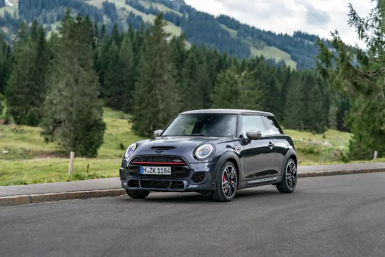 BF-MINI-JCW-GP-Pack-102020-00022