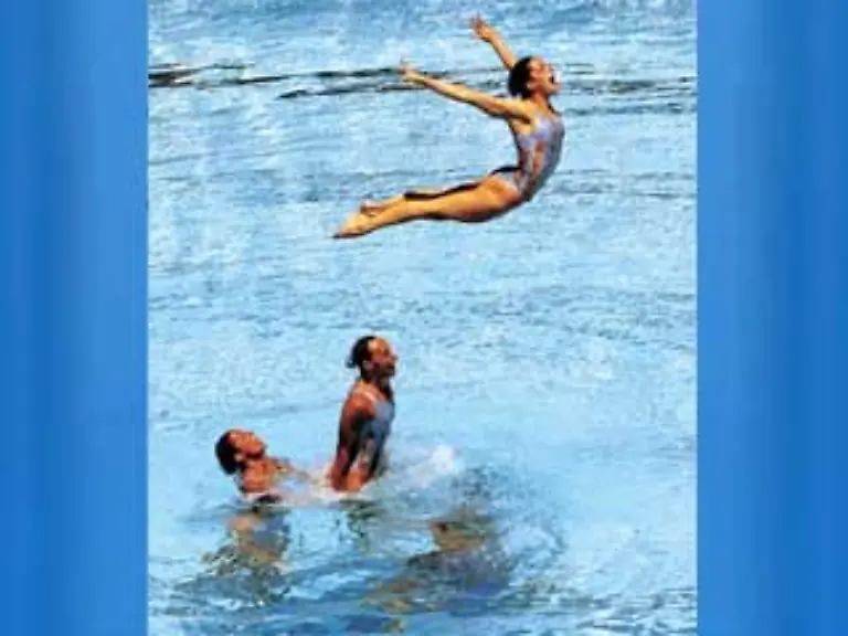 Moeglich-sind-ansonsten-auch-Hebungen-Wuerfe-und-jede-Menge-anderer-Figuren