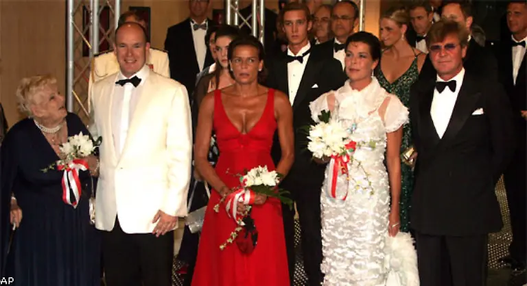 Am-Freitagabend-haben-sich-auf-dem-Rosenball-in-Monaco-die-Schoenen-Reichen-und-die-Adeligen-versammelt