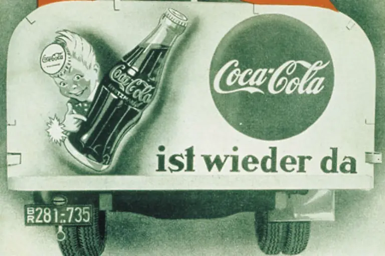 Bei-den-Olympischen-Sommerspielen-1928-in-den-Niederlanden-ist-Coca-Cola-erstmals-Offizielles-Erfrischungsgetraenk