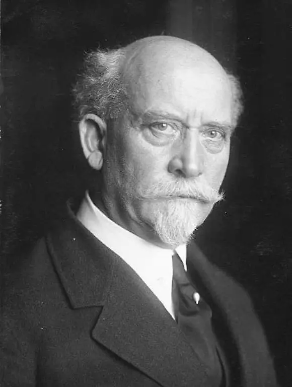 453px-Bundesarchiv-Bild-146-1979-122-29A-Philipp-Scheidemann-1