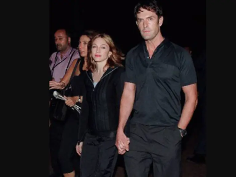 Rupert-Everett-ist-ihr-Freund-und-war-immer-dabei-wenn-kein-anderer-Mann-da-war