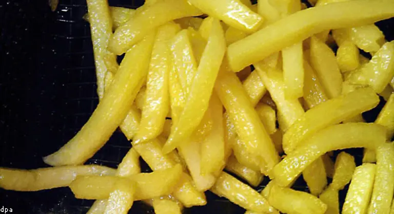 Vergeblich-fordern-Verbraucherschuetzer-wie-Foodwatch-eine-Pflicht-zur-Produktkennzeichnung-Faktisch-bleibt-die-Loesung-des-Problems-damit-dem-guten-Willen-der-Hersteller-ueberlassen