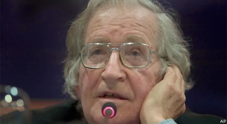 Und-fuer-viele-US-Linke-wie-Noam-Chomsky-ist-Bush-ohnehin-nur-ein-Erfuellungsgehilfe-des-vom-Kapital-gelenkten-US-Imperialismus