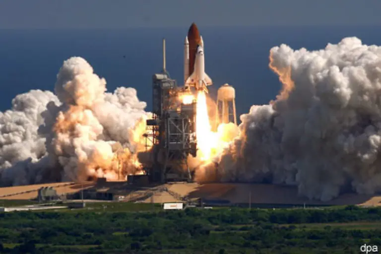 Mit-zwei-Wochen-Verzoegerung-startet-die-Atlantis-am-9-September-zur-Raumstation-ISS