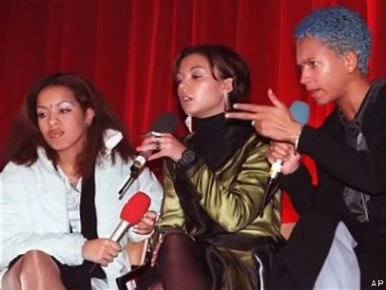 Wegen-der-vielen-Fans-von-damals-war-das-Comeback-im-Jahr-2006-dann-auch-nicht-irgendwie-ins-Blaue-geplant-sondern-unter-Maedchen-Rap-Experten-schon-vor-dem-ersten-Auftritt-als-grosser-Erfolg-abgebucht