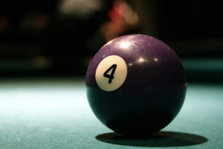 Die-Chancen-dass-die-4-gezogen-wird-sind-bisher-am-hoechsten-Andererseits-ist-die-vier-eindeutig-im-Abwaertstrend-Noch-im-Jahr-2000-ueber-22-Mal-unter-den-sechs-Auserwaehlten-wurde-sie-2005-nur-noch-11-Mal-gezogen