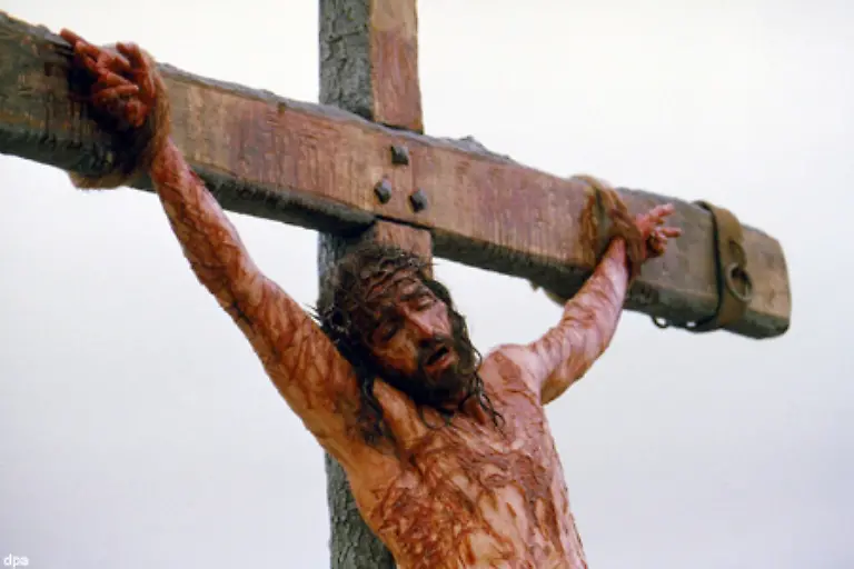 Bleiben-wir-bei-Jesus-Seine-Kreuzigung-soll-an-einem-Freitag-stattgefunden-haben-deshalb-gilt-der-Freitag-allgemein-als-schlechter-Tag