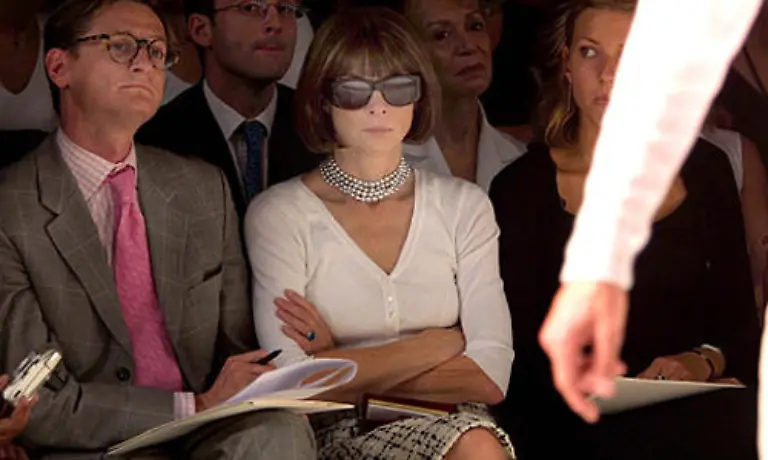 Das-funkelnde-New-York-und-das-romantische-Paris-die-Welt-von-Prada-und-Chanel