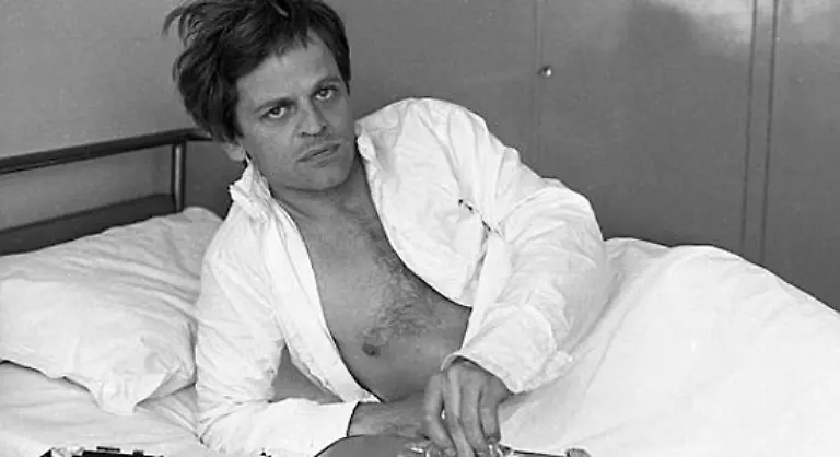 Als-Klaus-Guenther-Nakszynski-kam-der-exzentrische-Leinwandstar-vor-80-Jahren-am-18-Oktober-1926-in-dem-damals-zur-Freien-Stadt-Danzig-gehoerenden-Ostseebad-zur-Welt